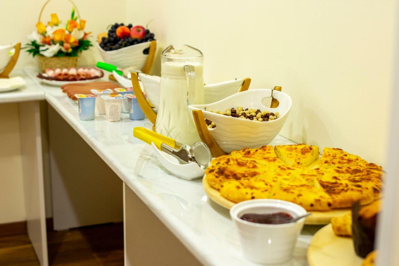 Irmisa Hotel Tbiliszi Kültér fotó