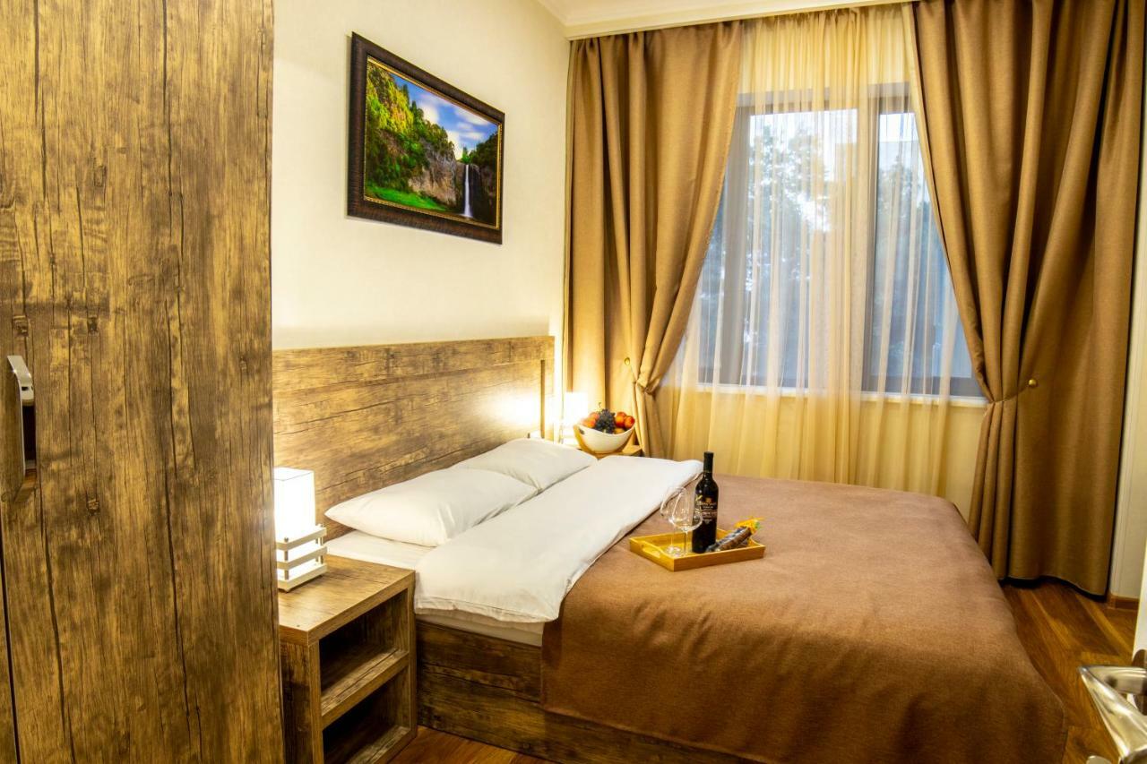 Irmisa Hotel Tbiliszi Kültér fotó